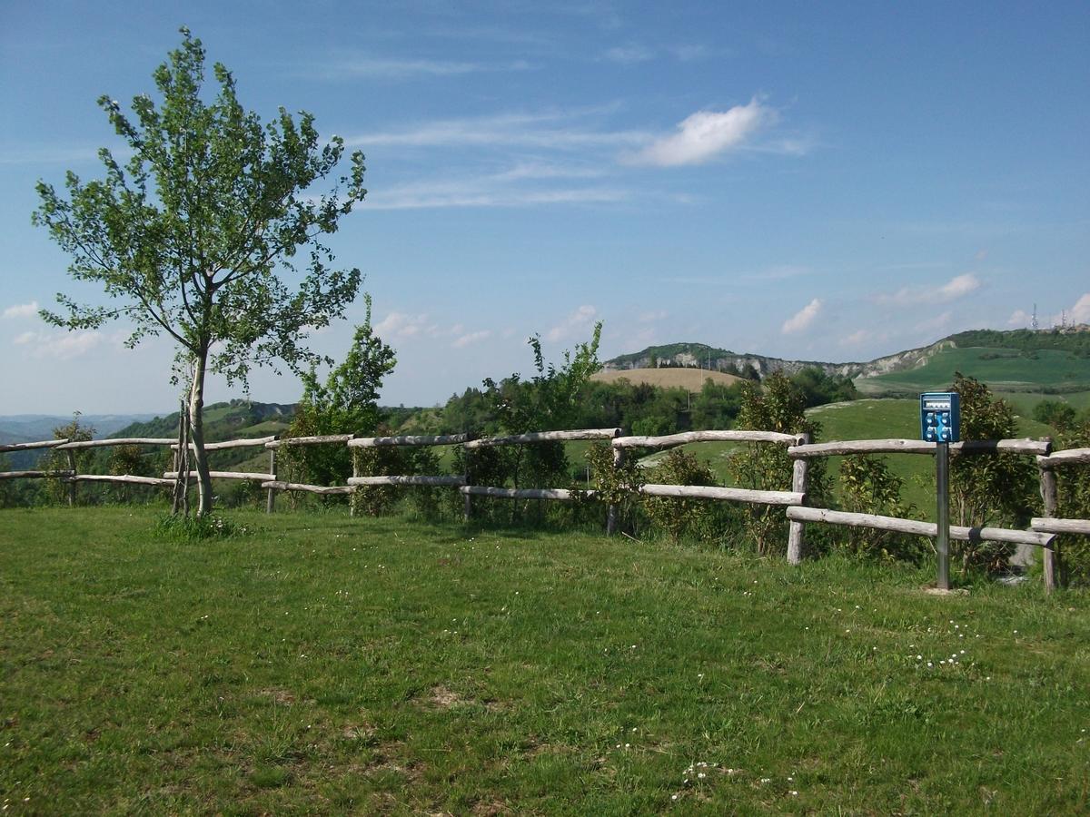La Luna Sul Trebbio Modigliana Ngoại thất bức ảnh